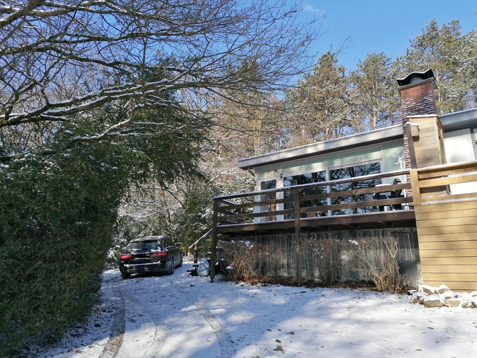 Au Repos De Zoe Villa Waulsort Exterior photo